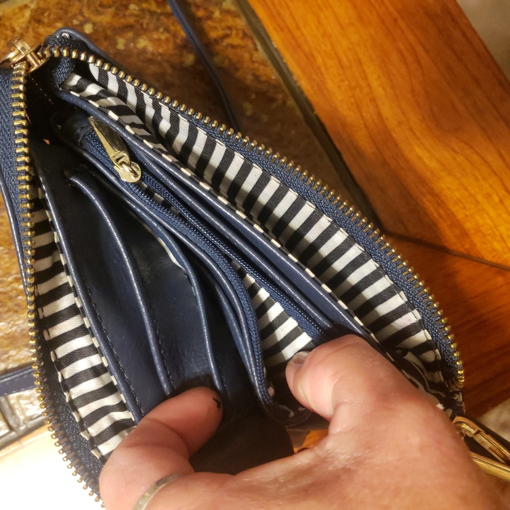 Charming Charlie bag - Picture 7 of 10